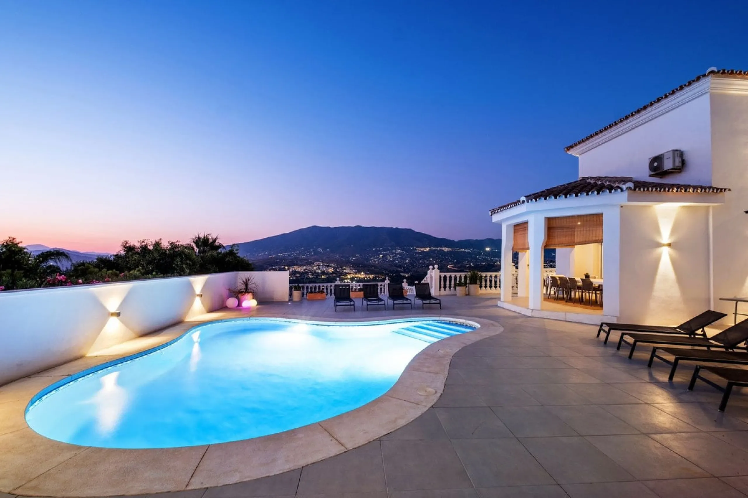Luxury Villa with Panoramic Views, Private Pool & Proven Rental Returns