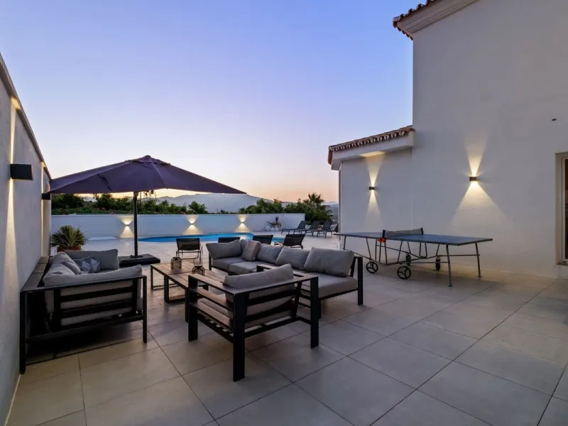 Luxury Villa with Panoramic Views, Private Pool & Proven Rental Returns