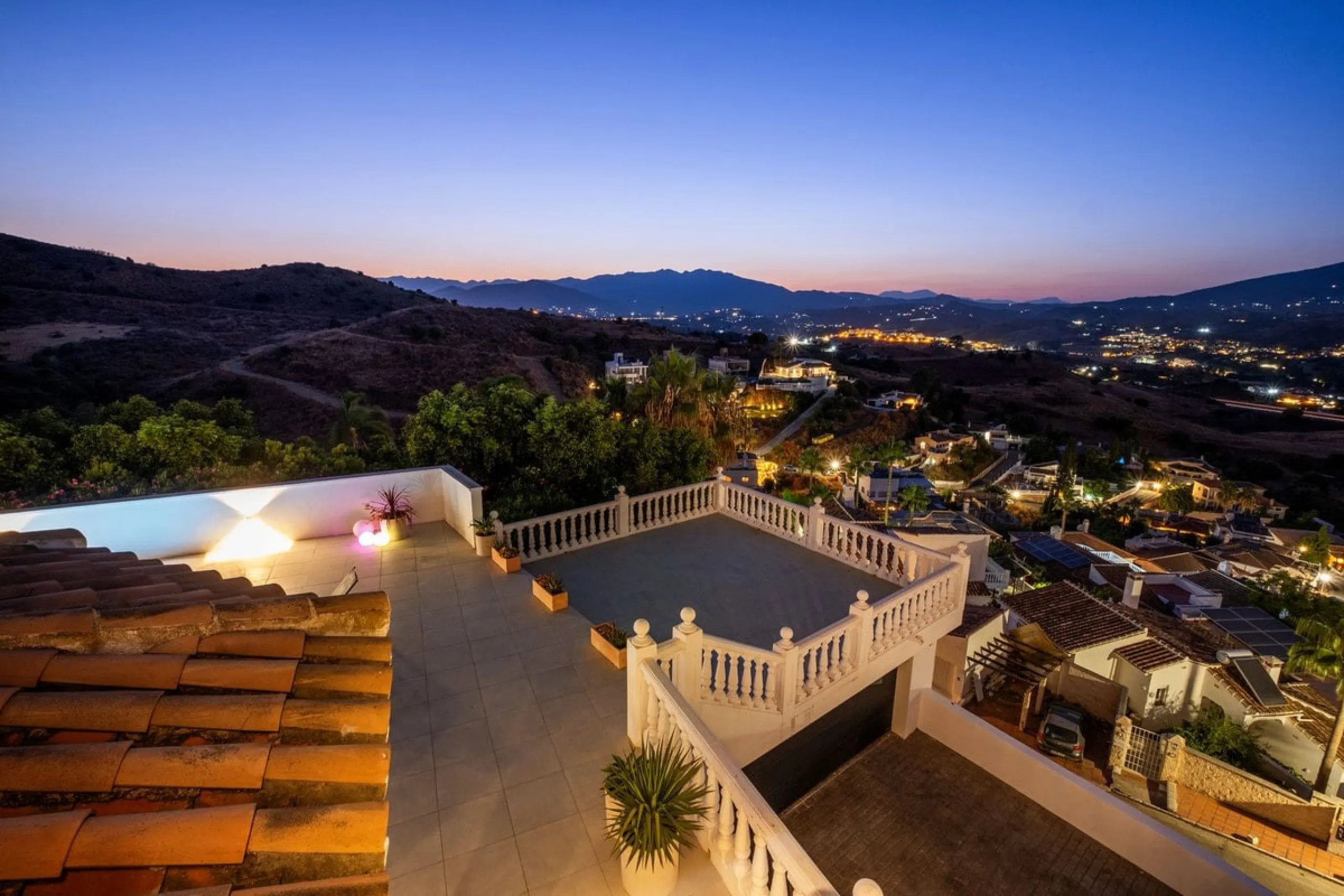 Luxury Villa with Panoramic Views, Private Pool & Proven Rental Returns