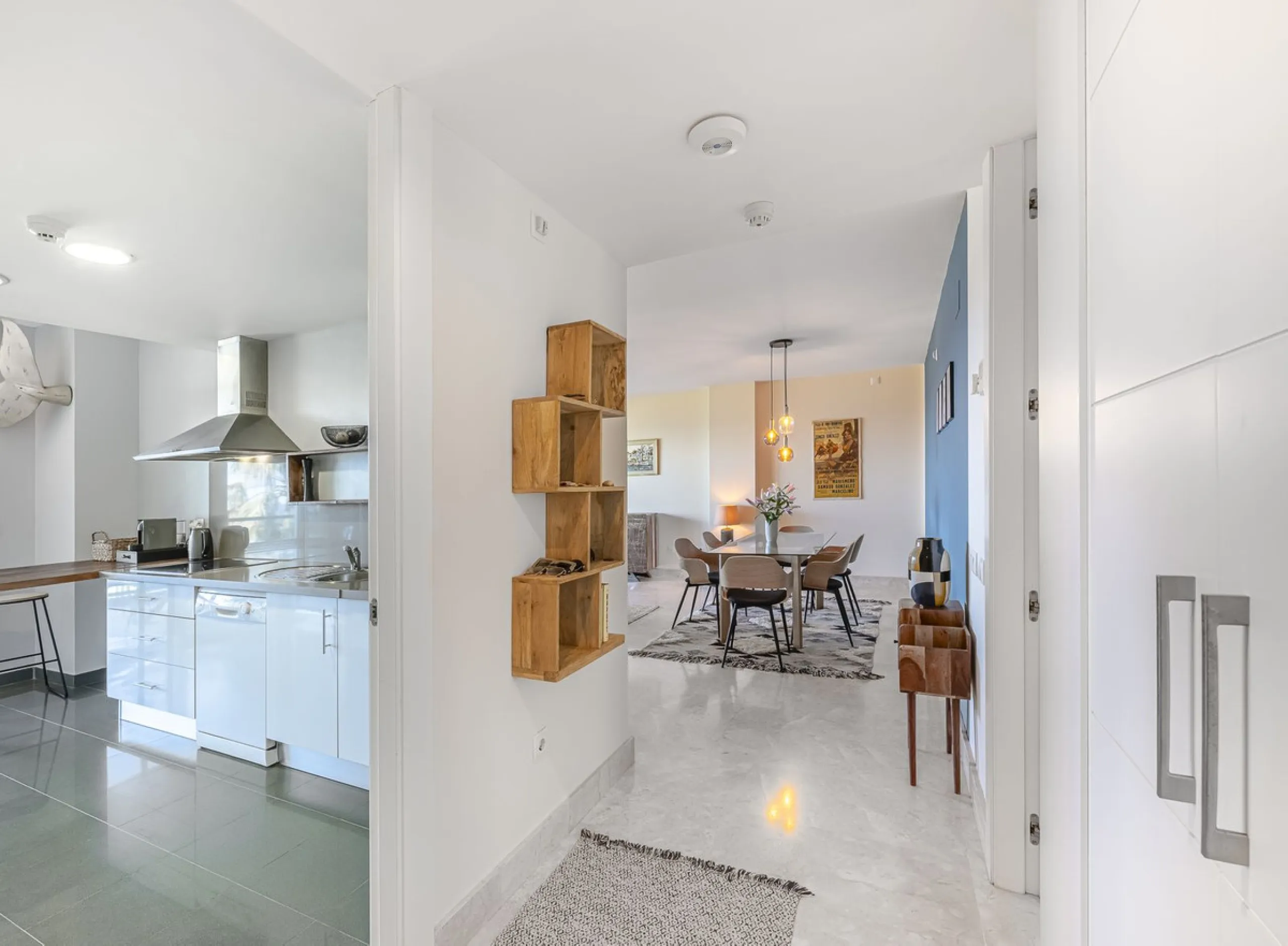 This 3-bedroom, 3-bathroom apartment boasts a stunning 30m² terrace with panoramic sea views. The apartment is very well-maintained, fully furnished, and features underfloor heating, which is very useful during the winter months.