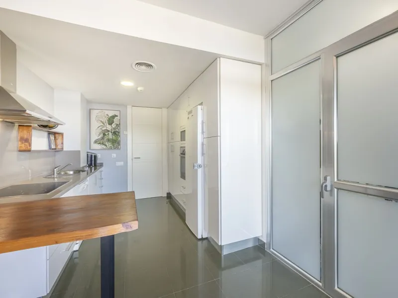 This 3-bedroom, 3-bathroom apartment boasts a stunning 30m² terrace with panoramic sea views. The apartment is very well-maintained, fully furnished, and features underfloor heating, which is very useful during the winter months.