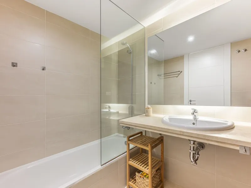 This 3-bedroom, 3-bathroom apartment boasts a stunning 30m² terrace with panoramic sea views. The apartment is very well-maintained, fully furnished, and features underfloor heating, which is very useful during the winter months.