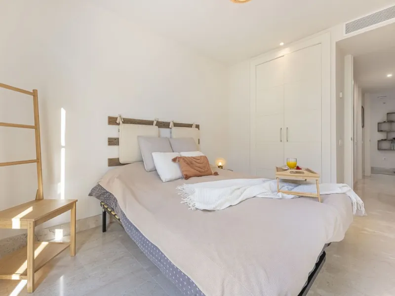 This 3-bedroom, 3-bathroom apartment boasts a stunning 30m² terrace with panoramic sea views. The apartment is very well-maintained, fully furnished, and features underfloor heating, which is very useful during the winter months.