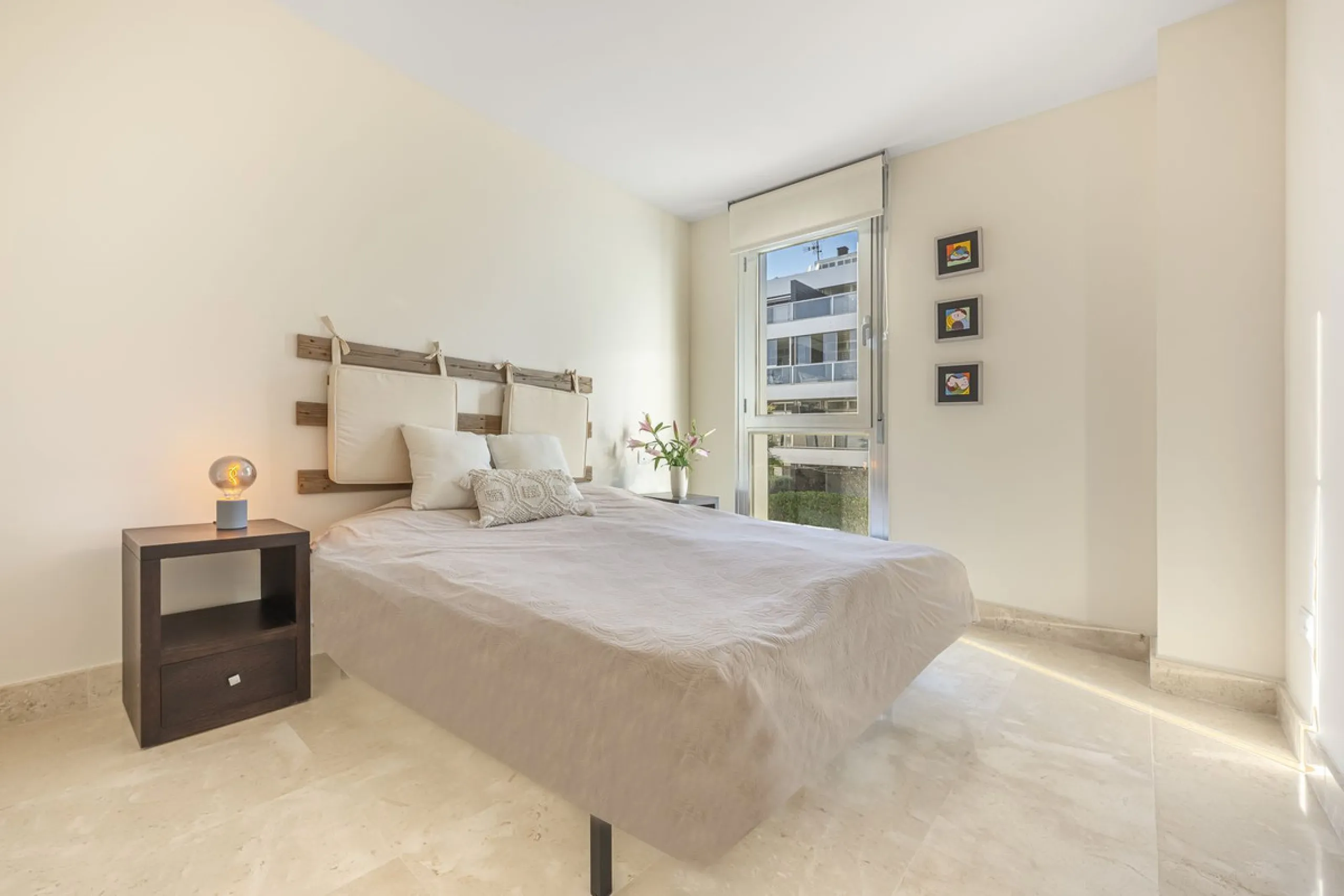 This 3-bedroom, 3-bathroom apartment boasts a stunning 30m² terrace with panoramic sea views. The apartment is very well-maintained, fully furnished, and features underfloor heating, which is very useful during the winter months.
