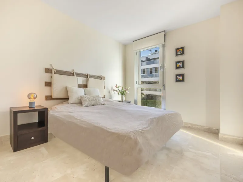This 3-bedroom, 3-bathroom apartment boasts a stunning 30m² terrace with panoramic sea views. The apartment is very well-maintained, fully furnished, and features underfloor heating, which is very useful during the winter months.