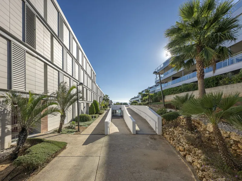 This 3-bedroom, 3-bathroom apartment boasts a stunning 30m² terrace with panoramic sea views. The apartment is very well-maintained, fully furnished, and features underfloor heating, which is very useful during the winter months.