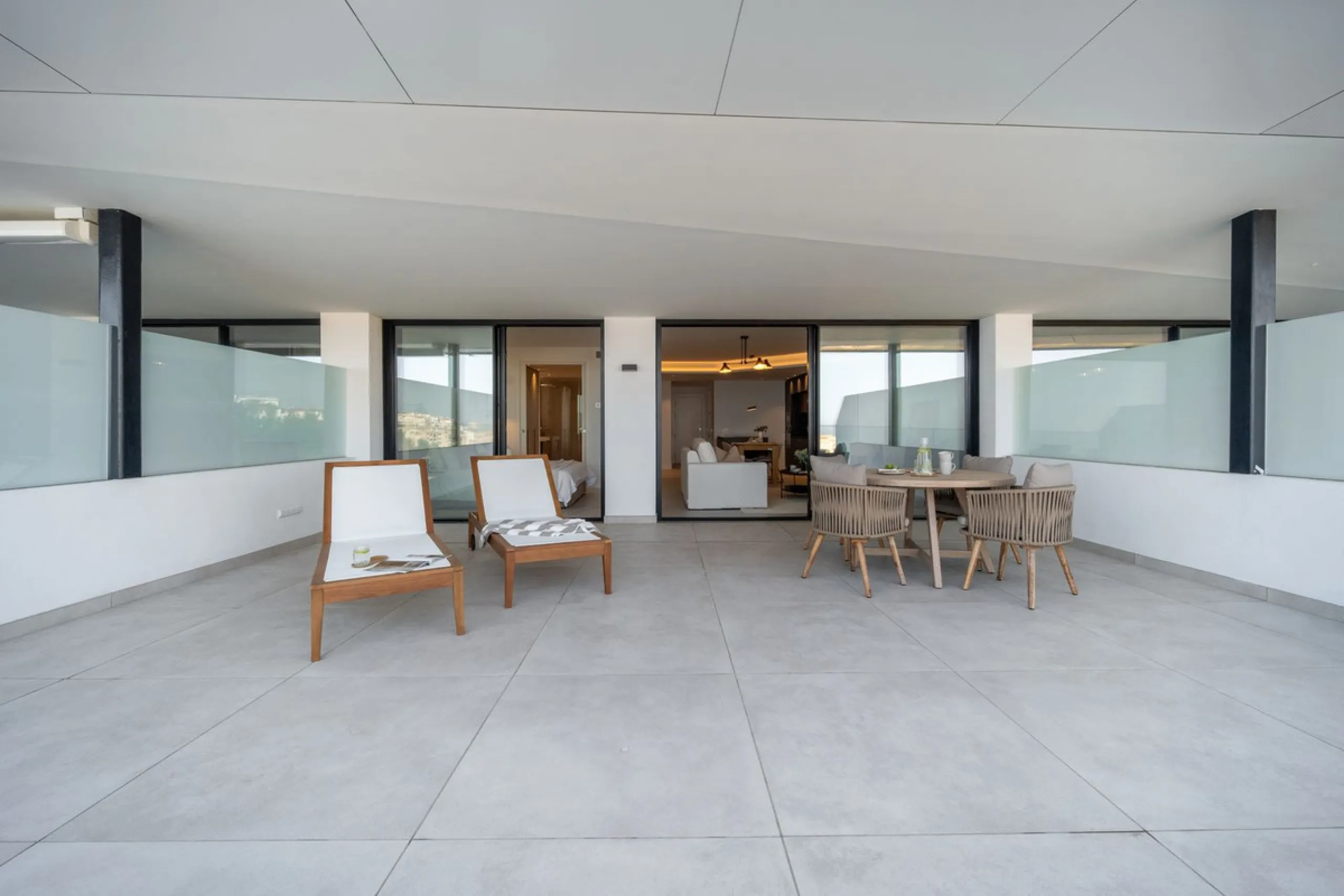 Newly completed luxury residence in Reserva del Higuerón – €1,150,000 – ready for immediate viewing!