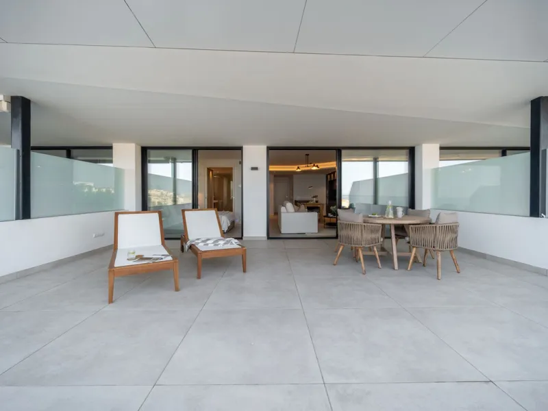 Newly completed luxury residence in Reserva del Higuerón – €1,150,000 – ready for immediate viewing!