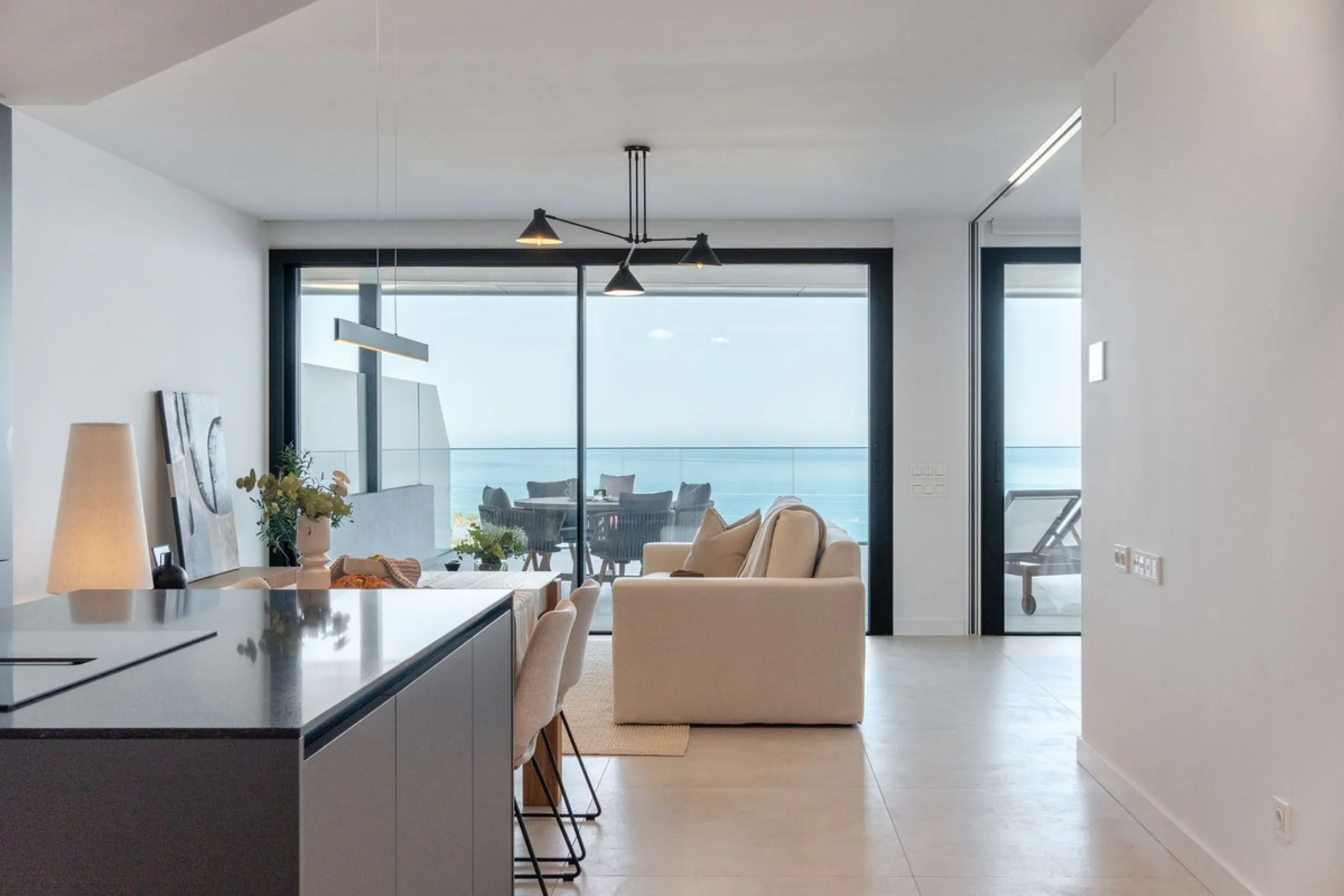 Newly completed luxury residence in Reserva del Higuerón – €1,150,000 – ready for immediate viewing!