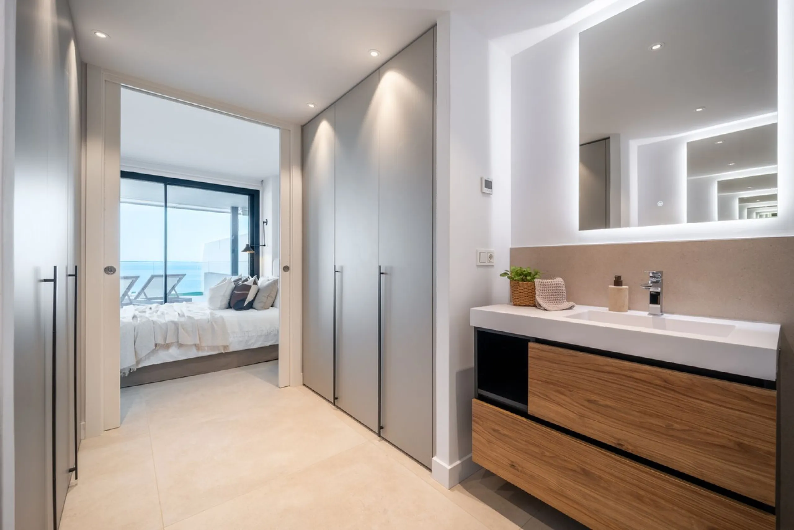 Newly completed luxury residence in Reserva del Higuerón – €1,150,000 – ready for immediate viewing!