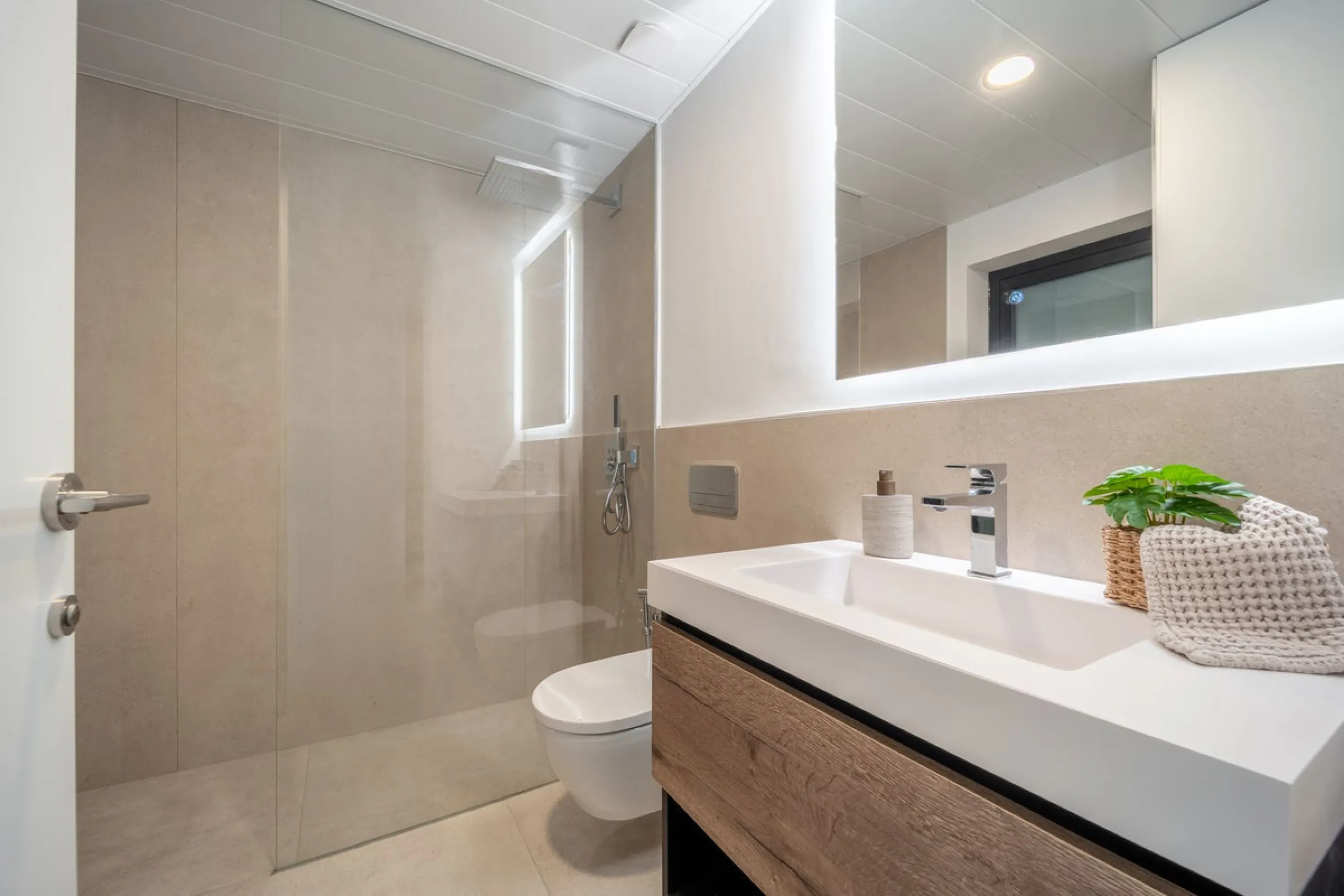 Newly completed luxury residence in Reserva del Higuerón – €1,150,000 – ready for immediate viewing!