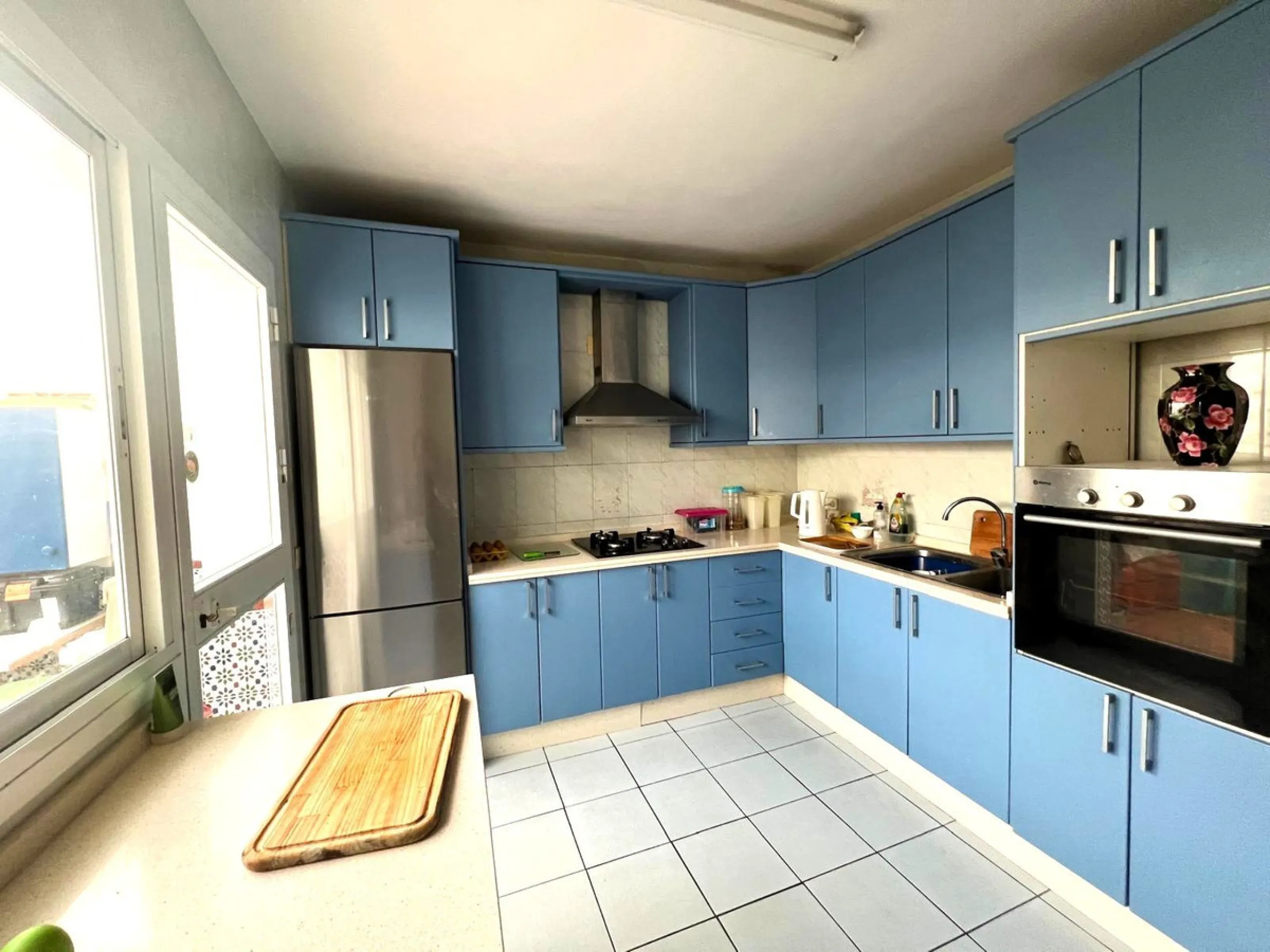 House - Townhouse в продаже в Estepona, Málaga. В доме 3 спален и 2 ванных комнат. Площадь дома 134 м²