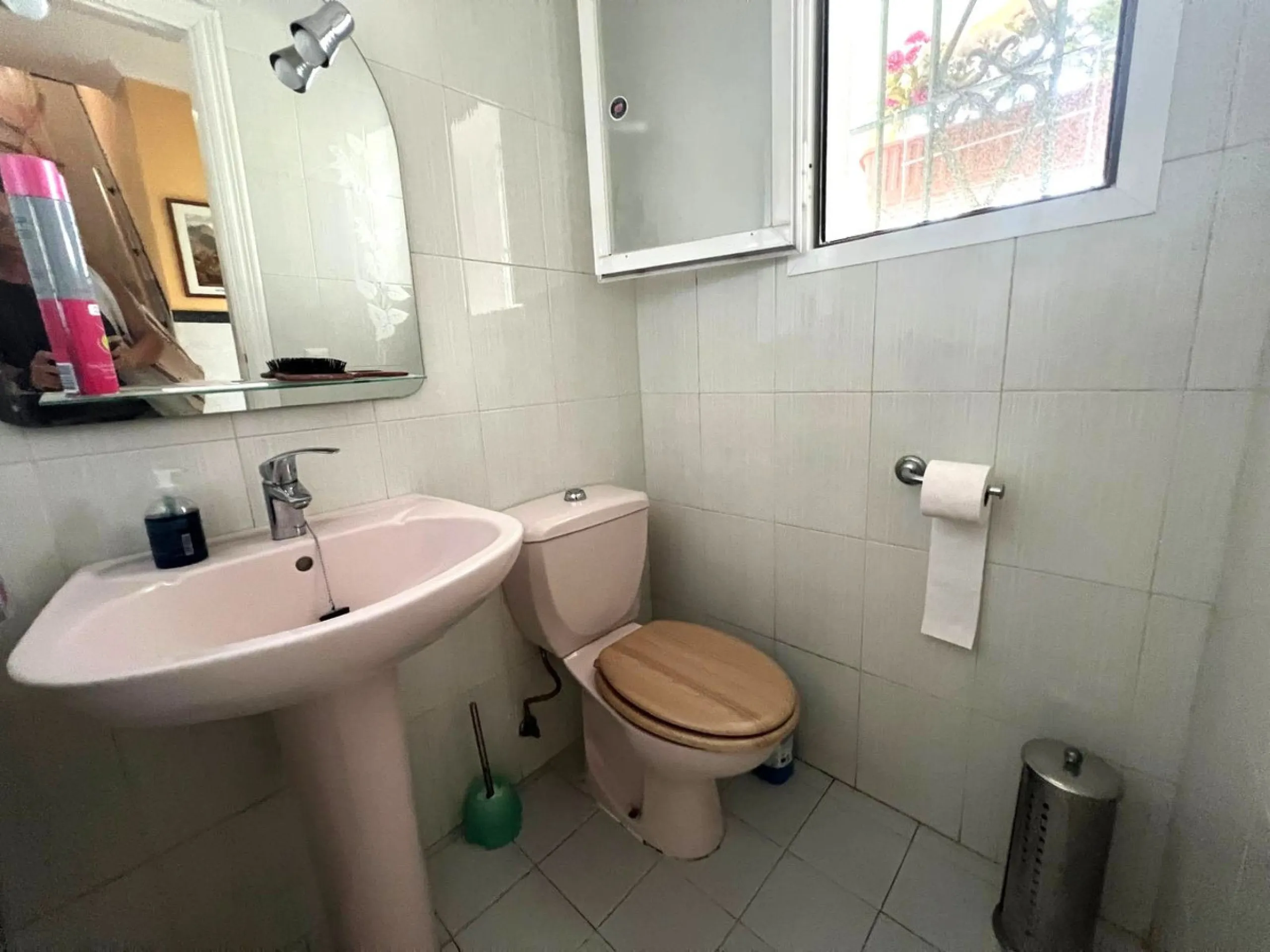 House - Townhouse в продаже в Estepona, Málaga. В доме 3 спален и 2 ванных комнат. Площадь дома 134 м²