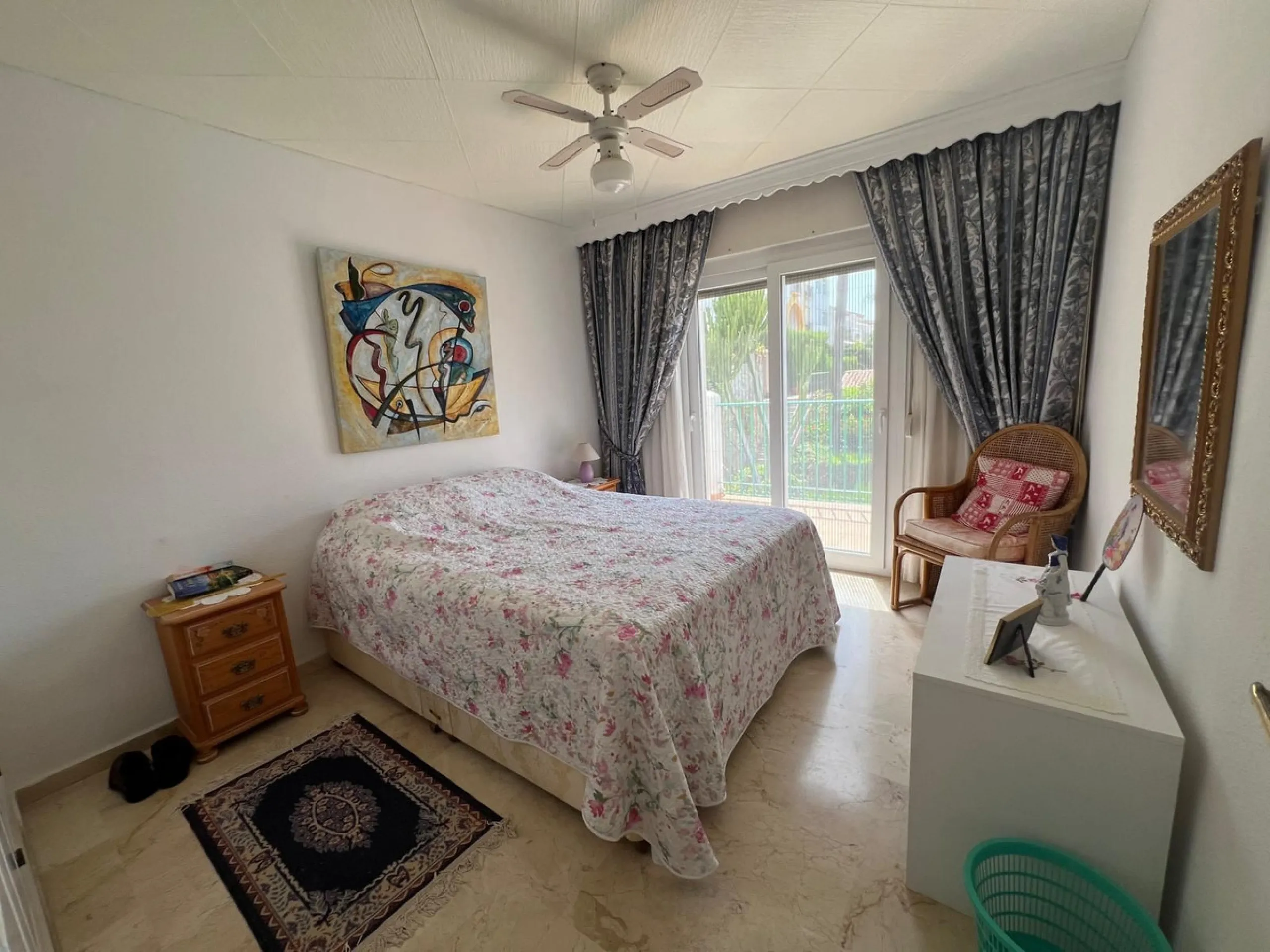 House - Townhouse в продаже в Estepona, Málaga. В доме 3 спален и 2 ванных комнат. Площадь дома 134 м²