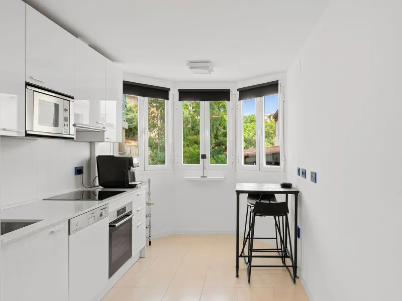 Welcome to this apartment in Torreblanca - situated just 200 meters from the beach!