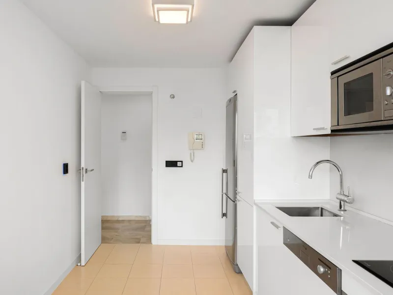 Welcome to this apartment in Torreblanca - situated just 200 meters from the beach!