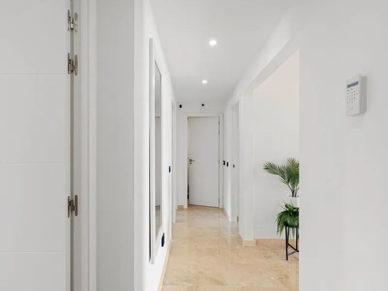 Welcome to this apartment in Torreblanca - situated just 200 meters from the beach!