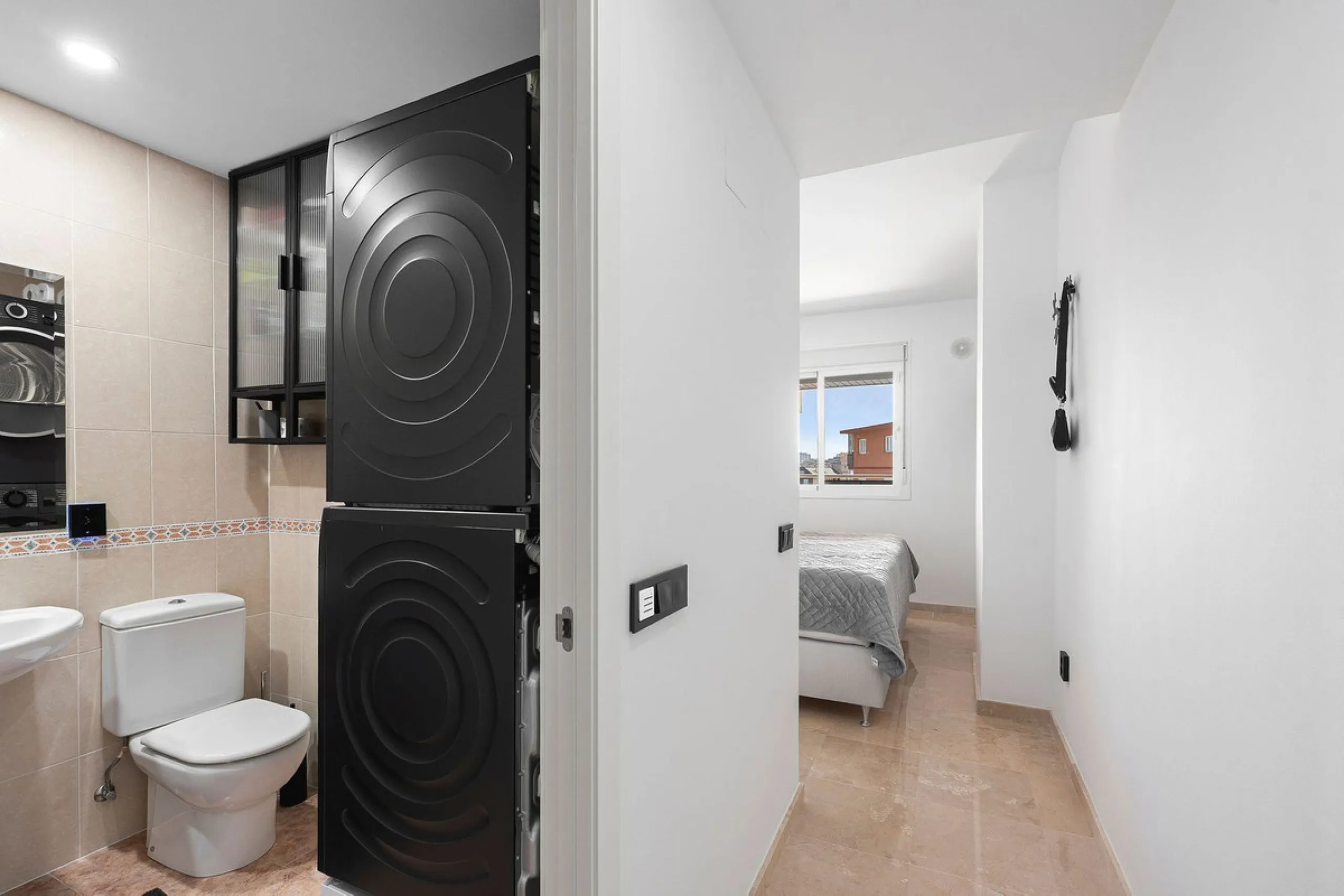 Welcome to this apartment in Torreblanca - situated just 200 meters from the beach!