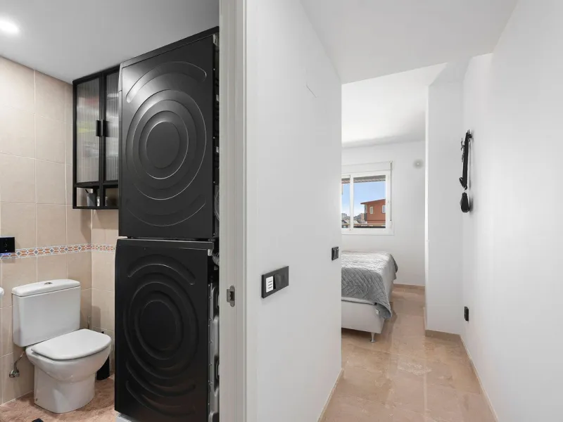 Welcome to this apartment in Torreblanca - situated just 200 meters from the beach!