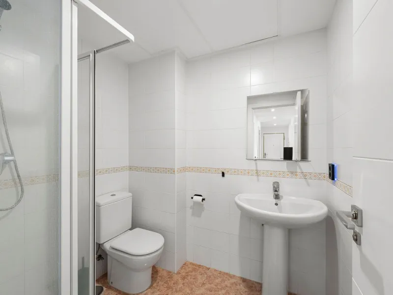 Welcome to this apartment in Torreblanca - situated just 200 meters from the beach!