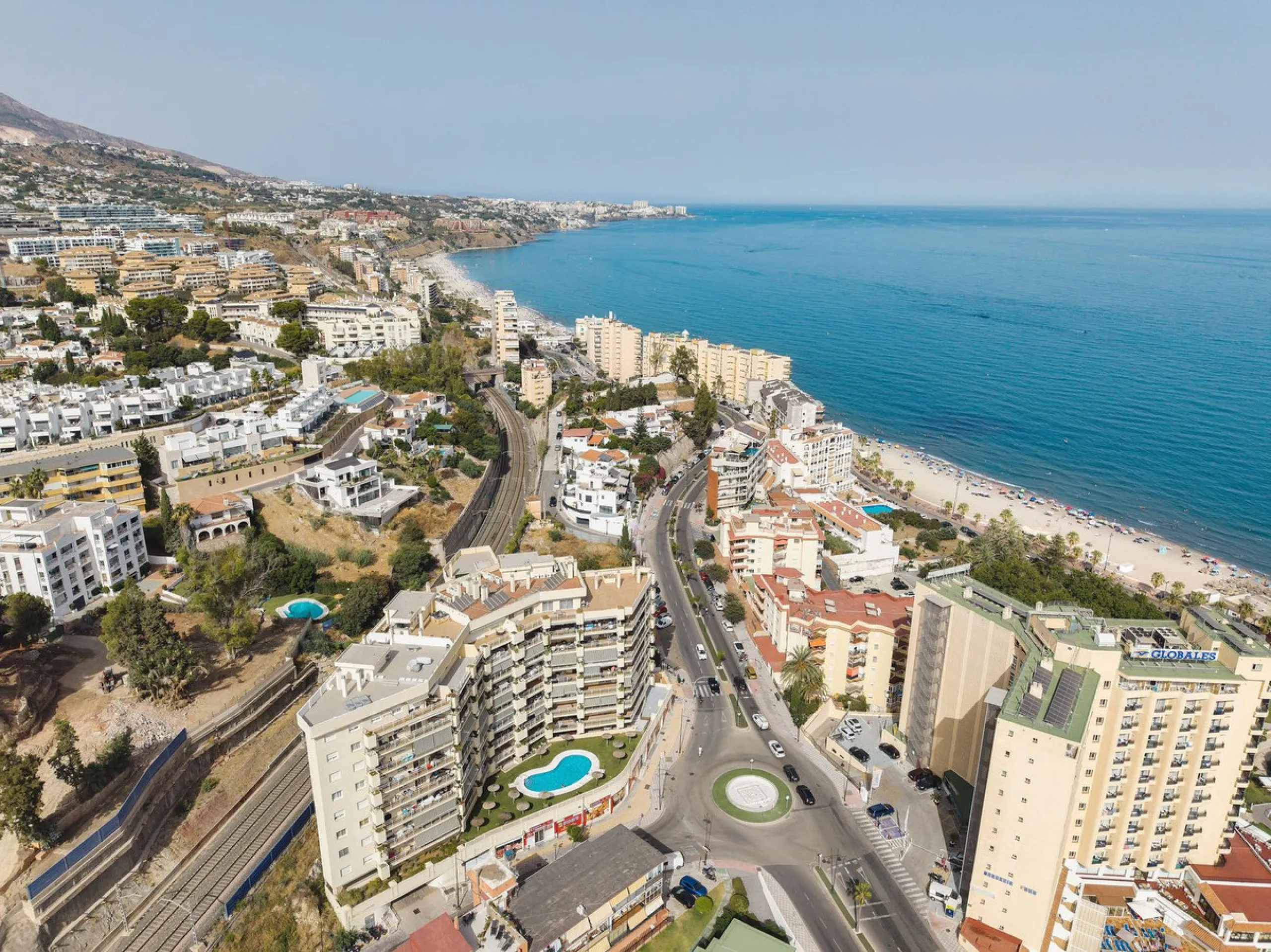 Welcome to this apartment in Torreblanca - situated just 200 meters from the beach!