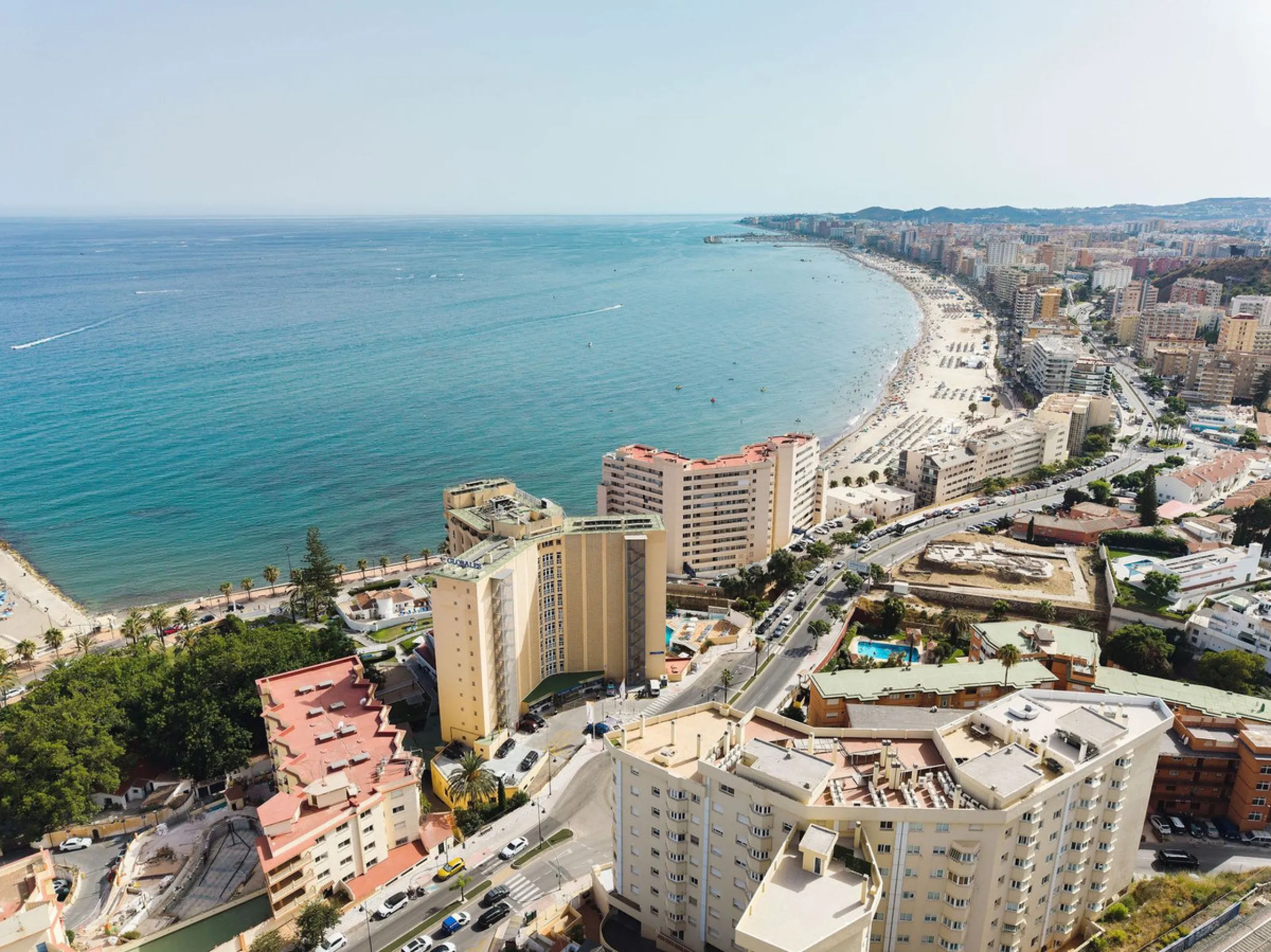 Welcome to this apartment in Torreblanca - situated just 200 meters from the beach!