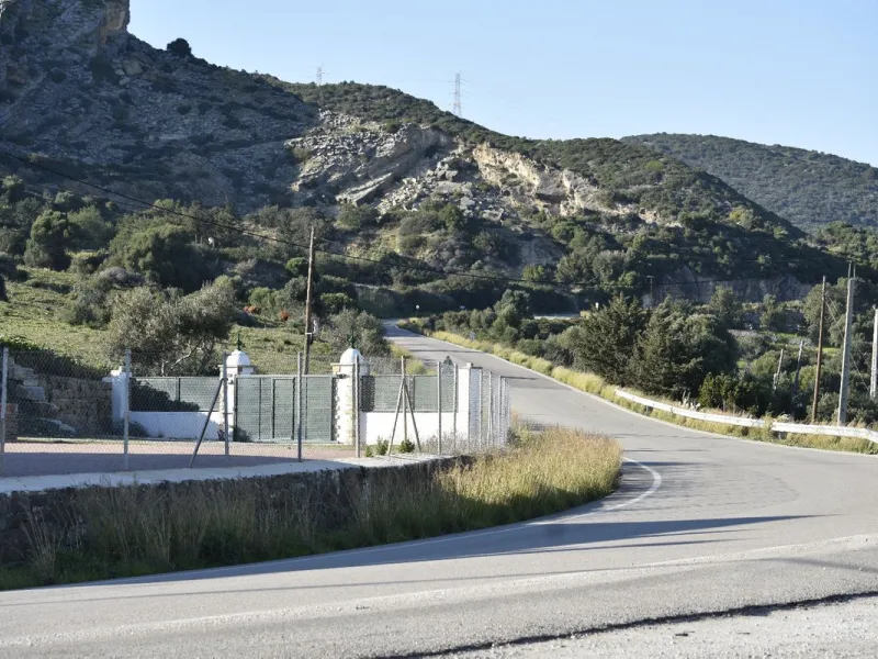 Unique opportunity on the Costa del Sol! Plot with panoramic sea views in Bahía de Casares and the exclusive Finca Cortesín – Hotel Golf Resort. On the right side of the M300 road, Finca Cortesin Casares.
