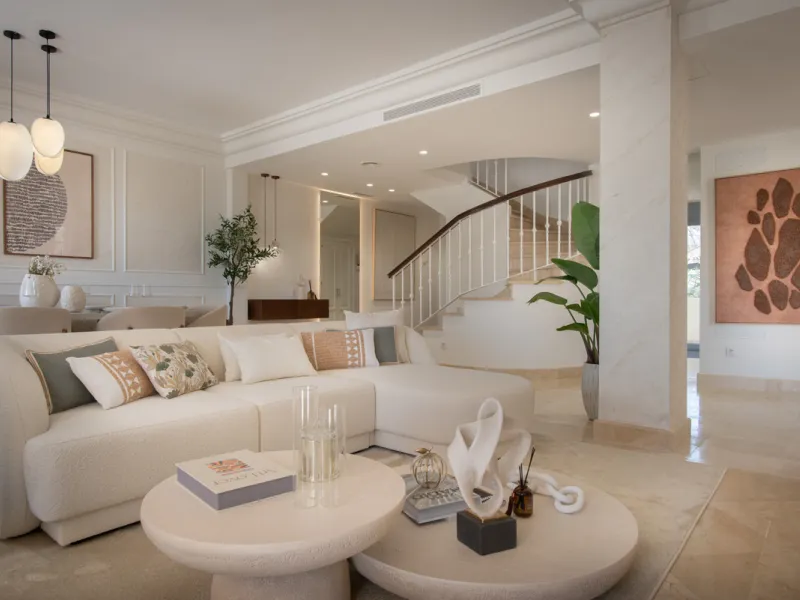 Apartment - Penthouse Duplex в продаже в Marbella, Málaga. В доме 3 спален и 4 ванных комнат. Площадь дома 155 м²