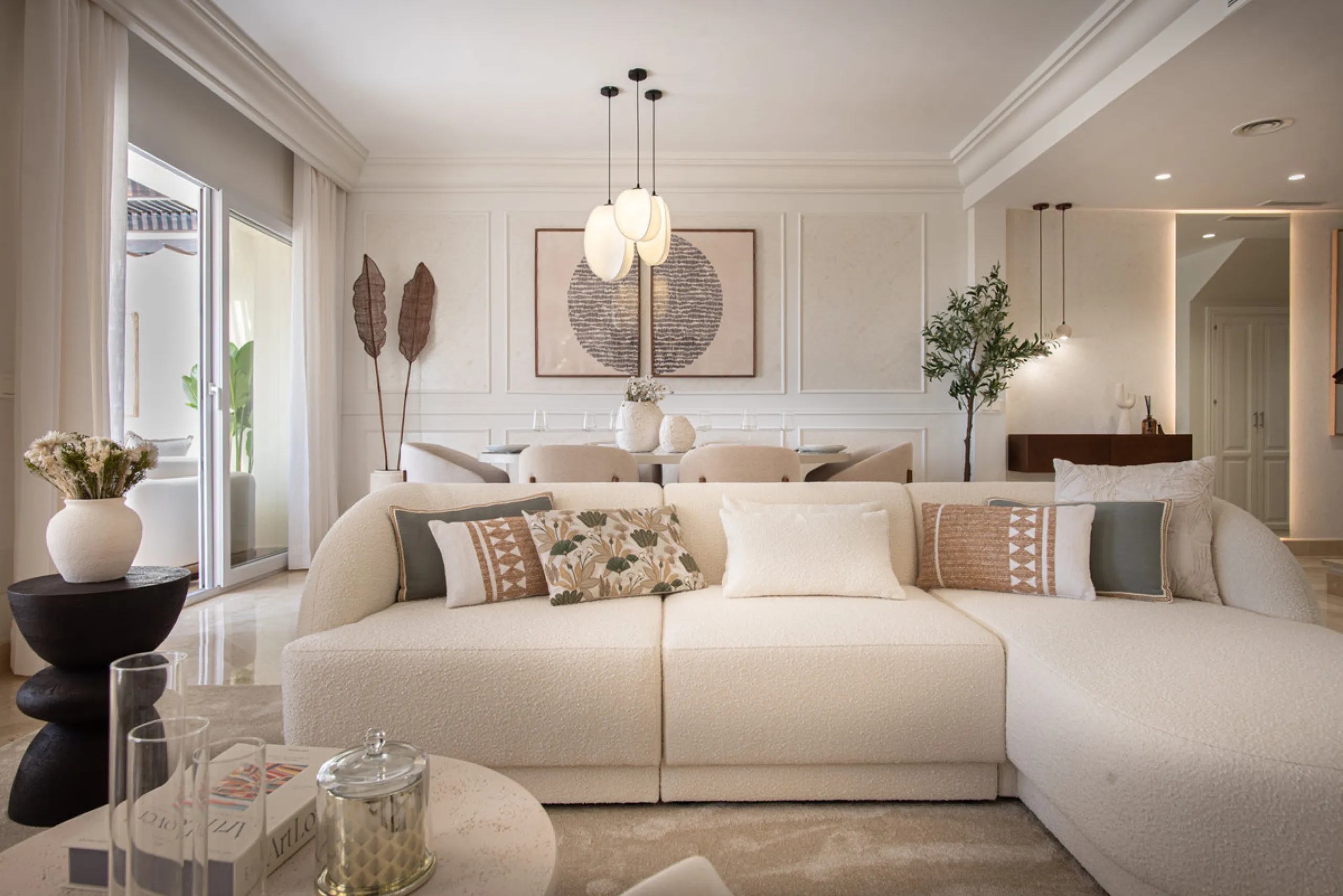 Apartment - Penthouse Duplex в продаже в Marbella, Málaga. В доме 3 спален и 4 ванных комнат. Площадь дома 155 м²