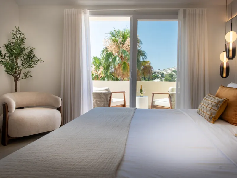 Apartment - Penthouse Duplex в продаже в Marbella, Málaga. В доме 3 спален и 4 ванных комнат. Площадь дома 155 м²