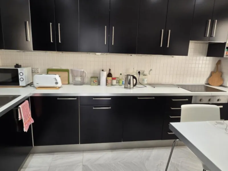 Apartment - Middle Floor Apartment в продаже в Marbella, Málaga. В доме 2 спален и 1 ванных комнат. Площадь дома 203 м²