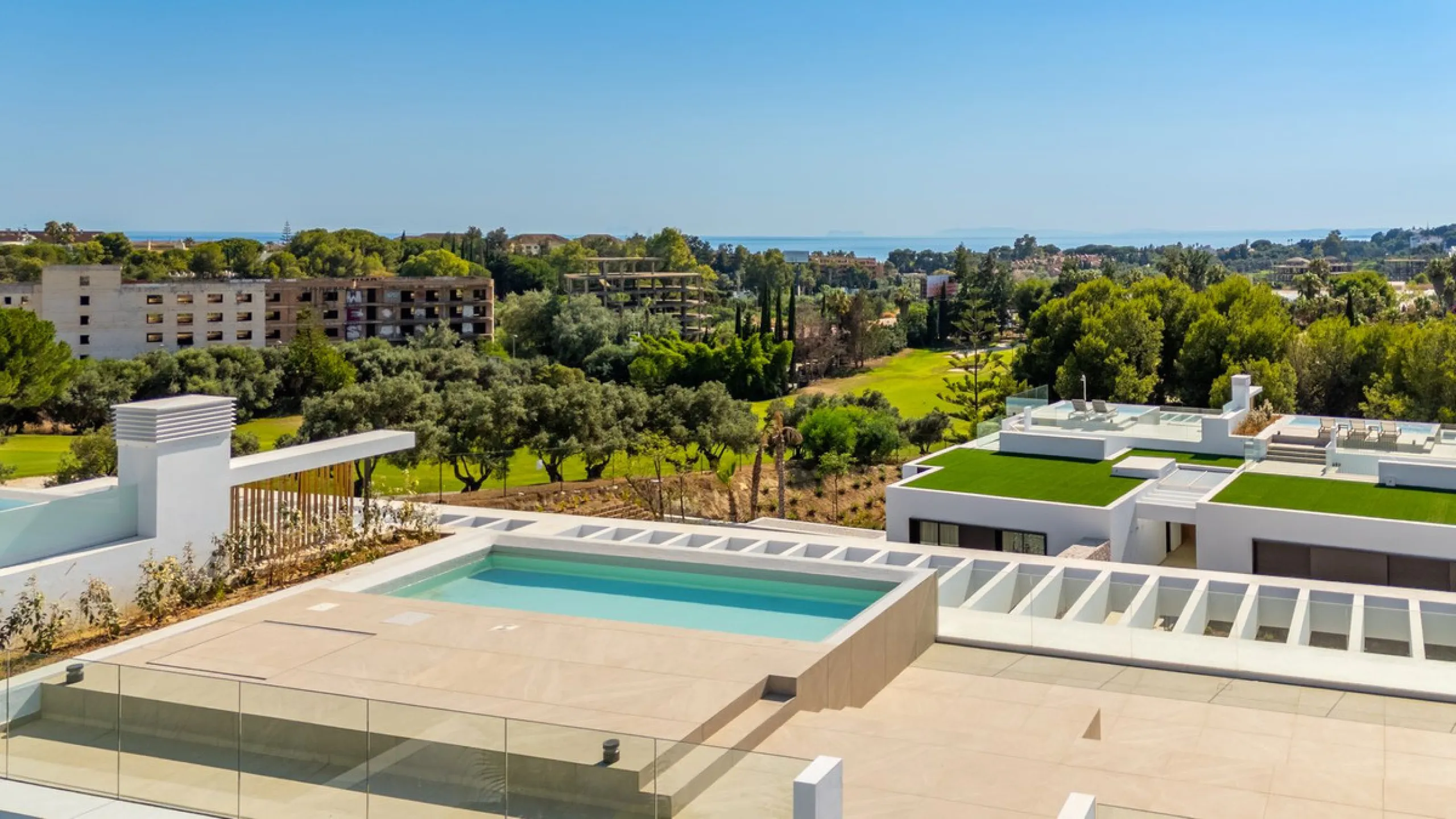 Spectacular 2-Bedroom Penthouse with Private Pool and Panoramic Views | Soul Marbella – Sunlife