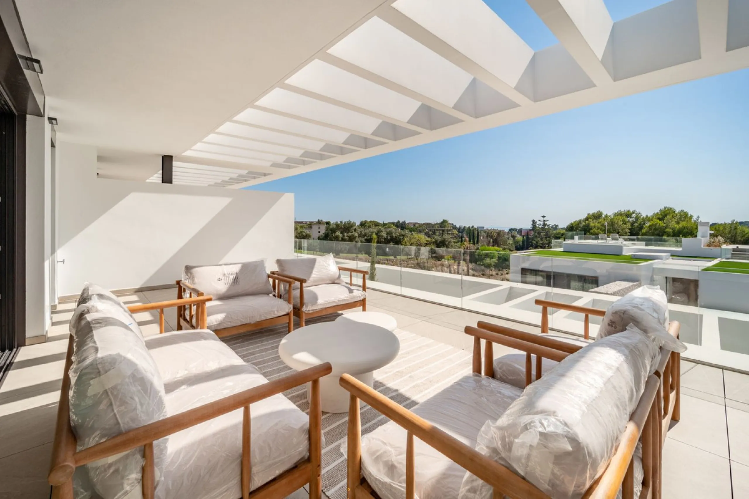 Spectacular 2-Bedroom Penthouse with Private Pool and Panoramic Views | Soul Marbella – Sunlife