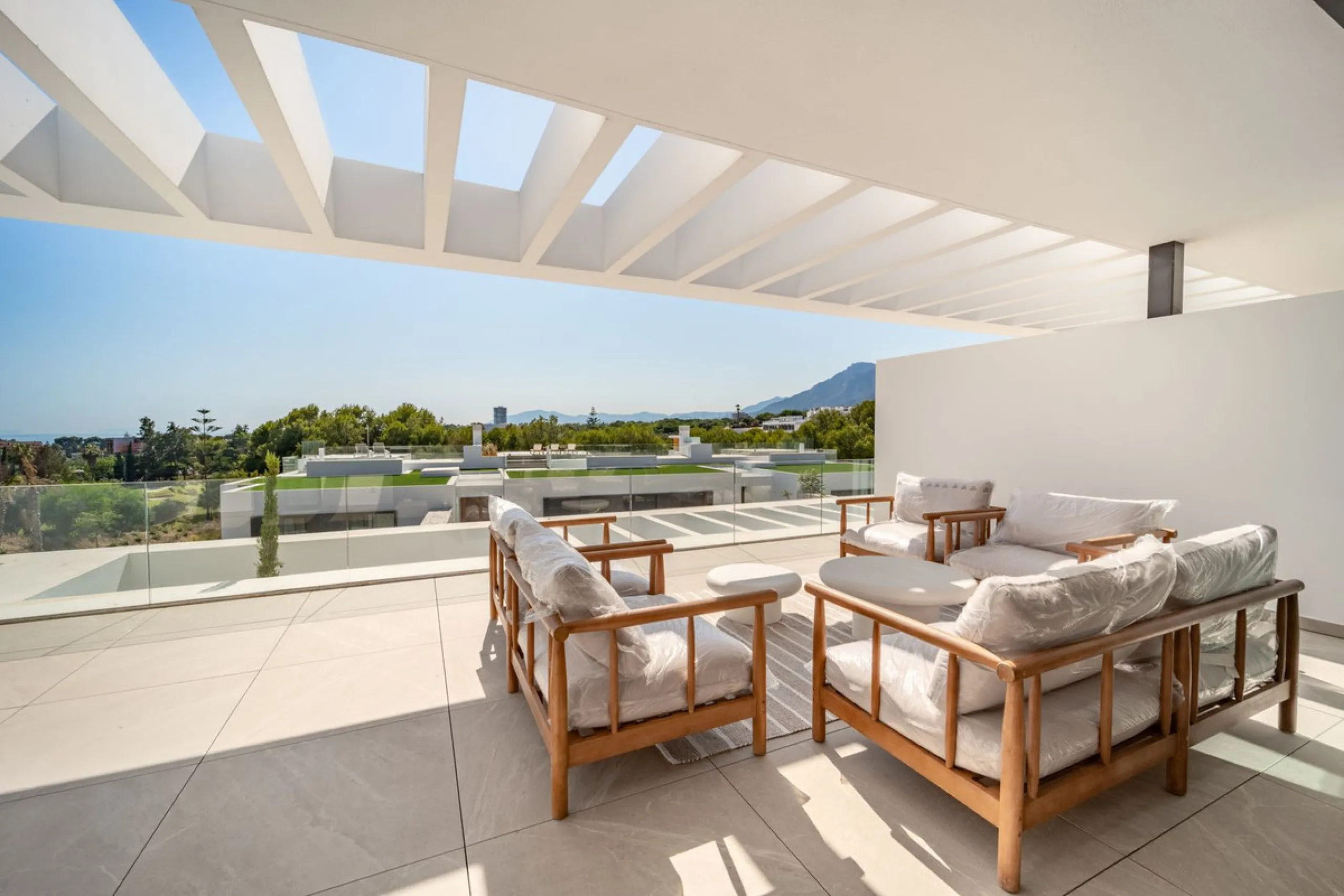 Spectacular 2-Bedroom Penthouse with Private Pool and Panoramic Views | Soul Marbella – Sunlife