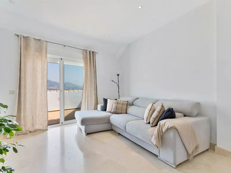 ✨ Your Dream Penthouse in Fuengirola Awaits ✨