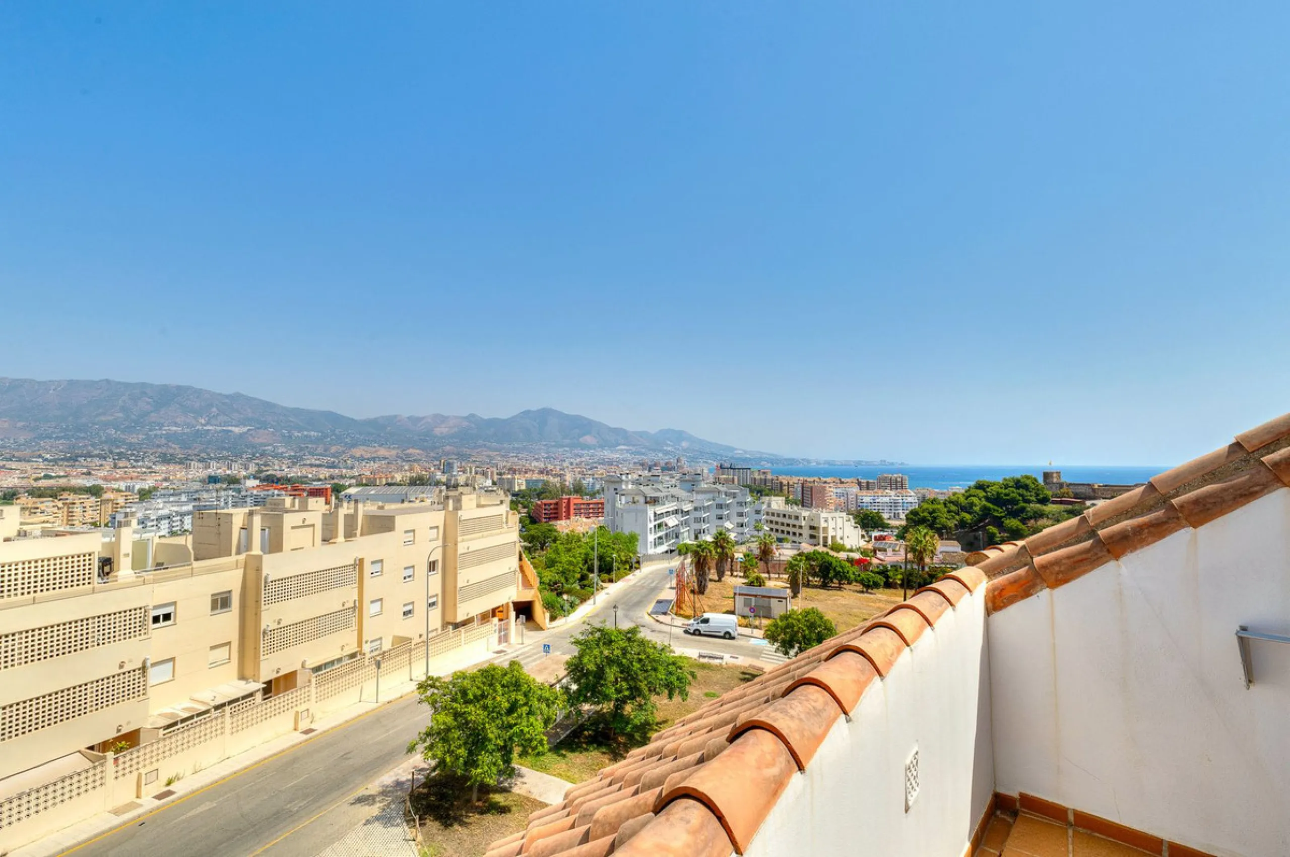 ✨ Your Dream Penthouse in Fuengirola Awaits ✨