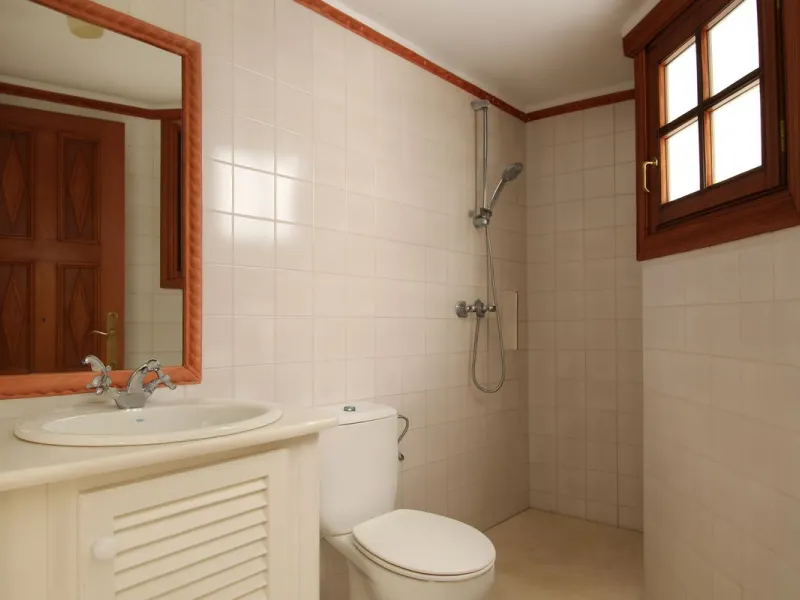 House - Townhouse в продаже в Marbella, Málaga. В доме 3 спален и 3 ванных комнат. Площадь дома 100 м²