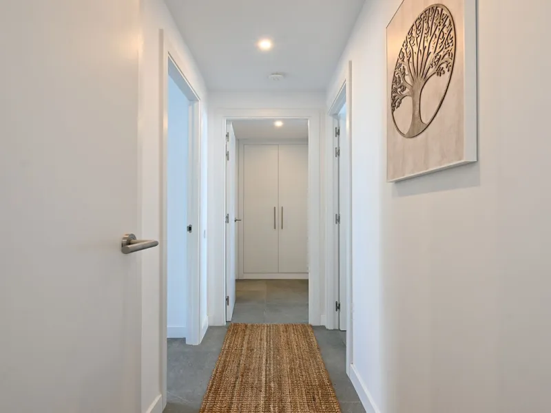 Apartment - Middle Floor Apartment в продаже в Estepona, Málaga. В доме 3 спален и 2 ванных комнат. Площадь дома 137 м²