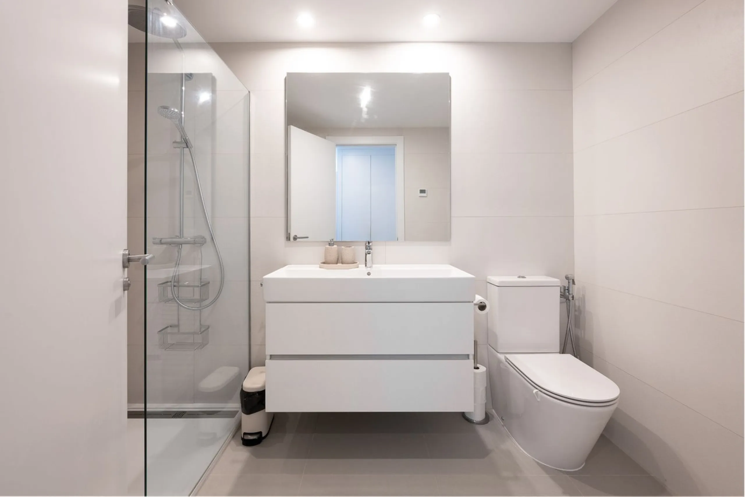 Apartment - Middle Floor Apartment в продаже в Estepona, Málaga. В доме 3 спален и 2 ванных комнат. Площадь дома 137 м²