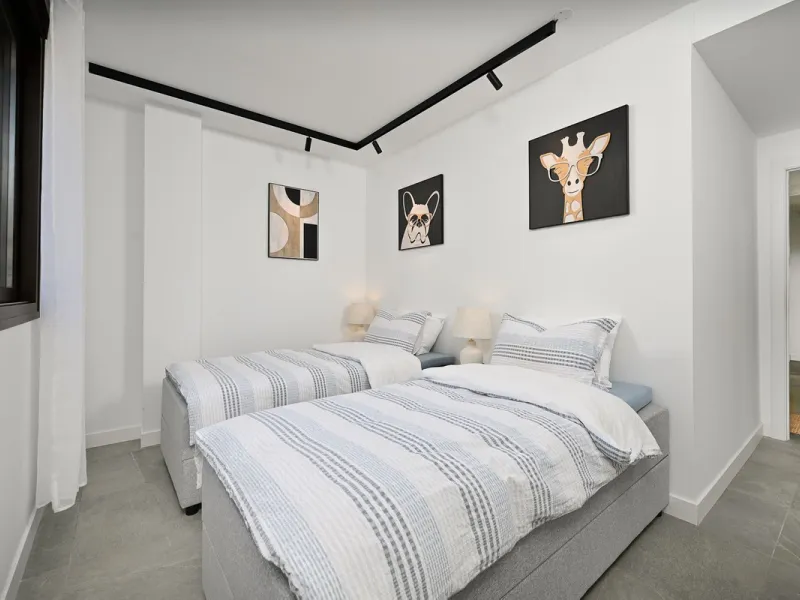 Apartment - Middle Floor Apartment в продаже в Estepona, Málaga. В доме 3 спален и 2 ванных комнат. Площадь дома 137 м²