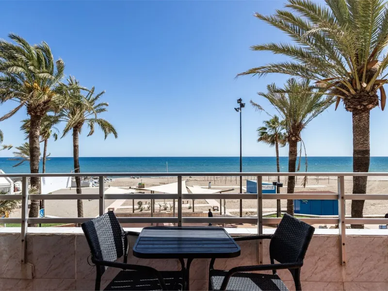 Apartment - Ground Floor Apartment в продаже в Fuengirola, Málaga. В доме 3 спален и 2 ванных комнат. Площадь дома 100 м²