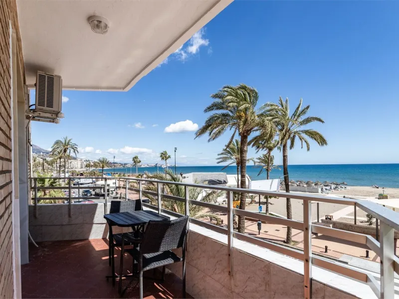 Apartment - Ground Floor Apartment в продаже в Fuengirola, Málaga. В доме 3 спален и 2 ванных комнат. Площадь дома 100 м²
