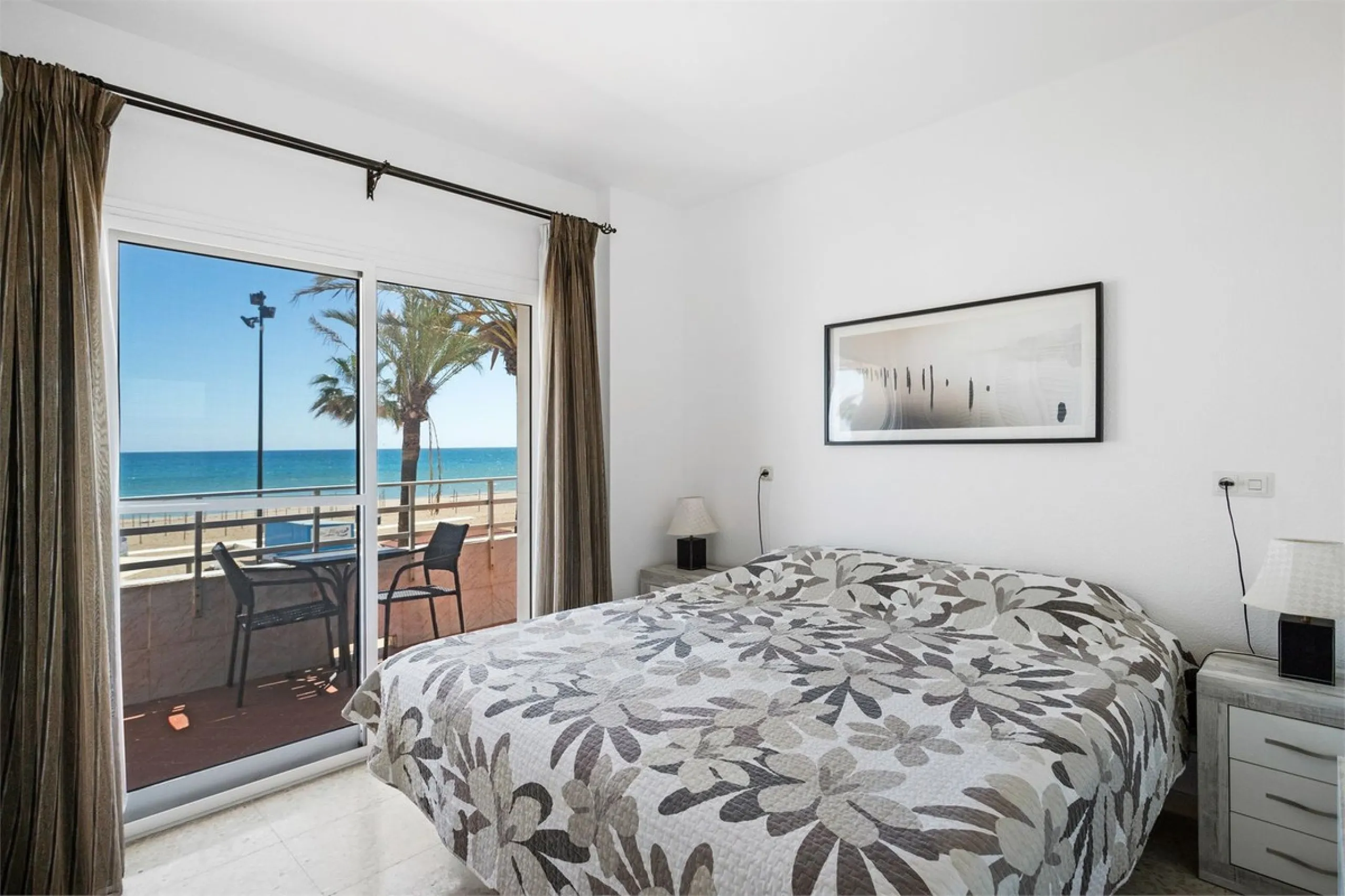 Apartment - Ground Floor Apartment в продаже в Fuengirola, Málaga. В доме 3 спален и 2 ванных комнат. Площадь дома 100 м²