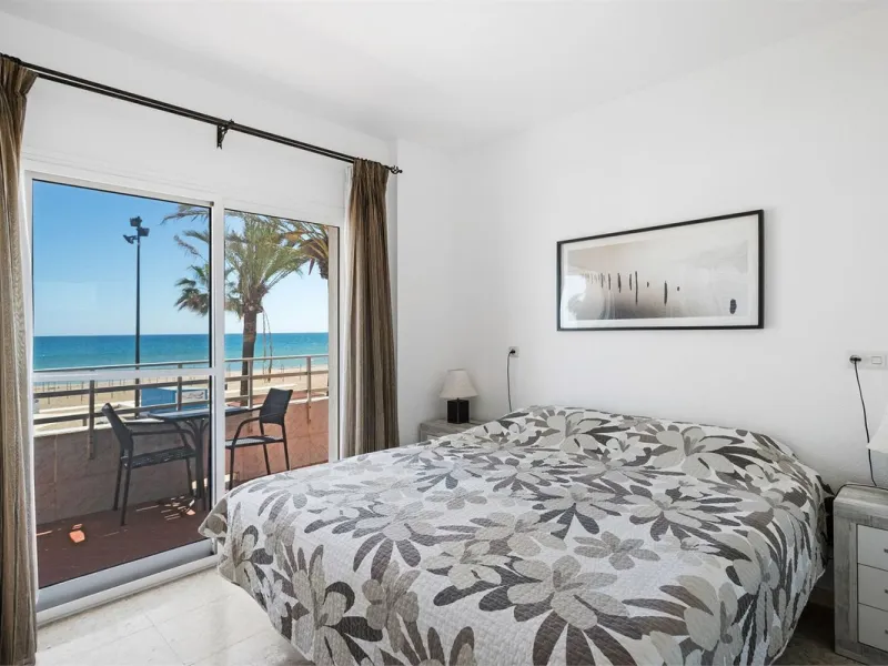 Apartment - Ground Floor Apartment в продаже в Fuengirola, Málaga. В доме 3 спален и 2 ванных комнат. Площадь дома 100 м²