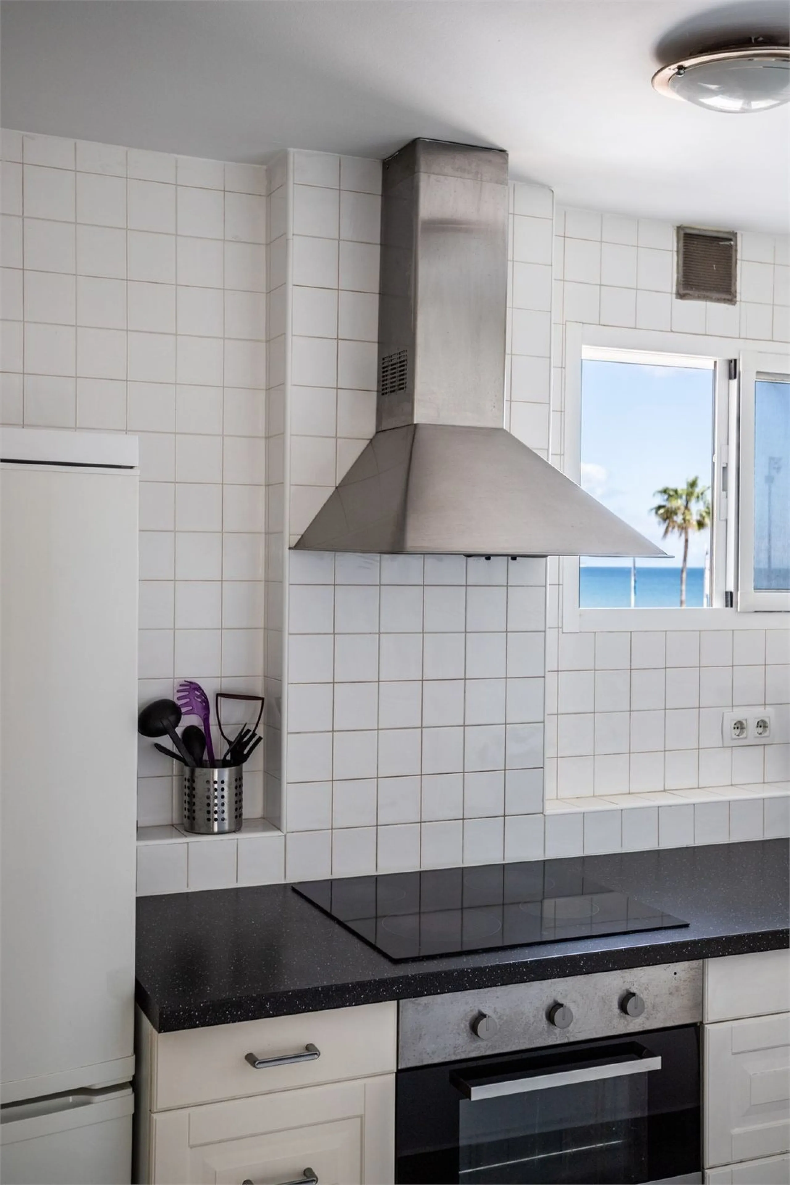 Apartment - Ground Floor Apartment в продаже в Fuengirola, Málaga. В доме 3 спален и 2 ванных комнат. Площадь дома 100 м²