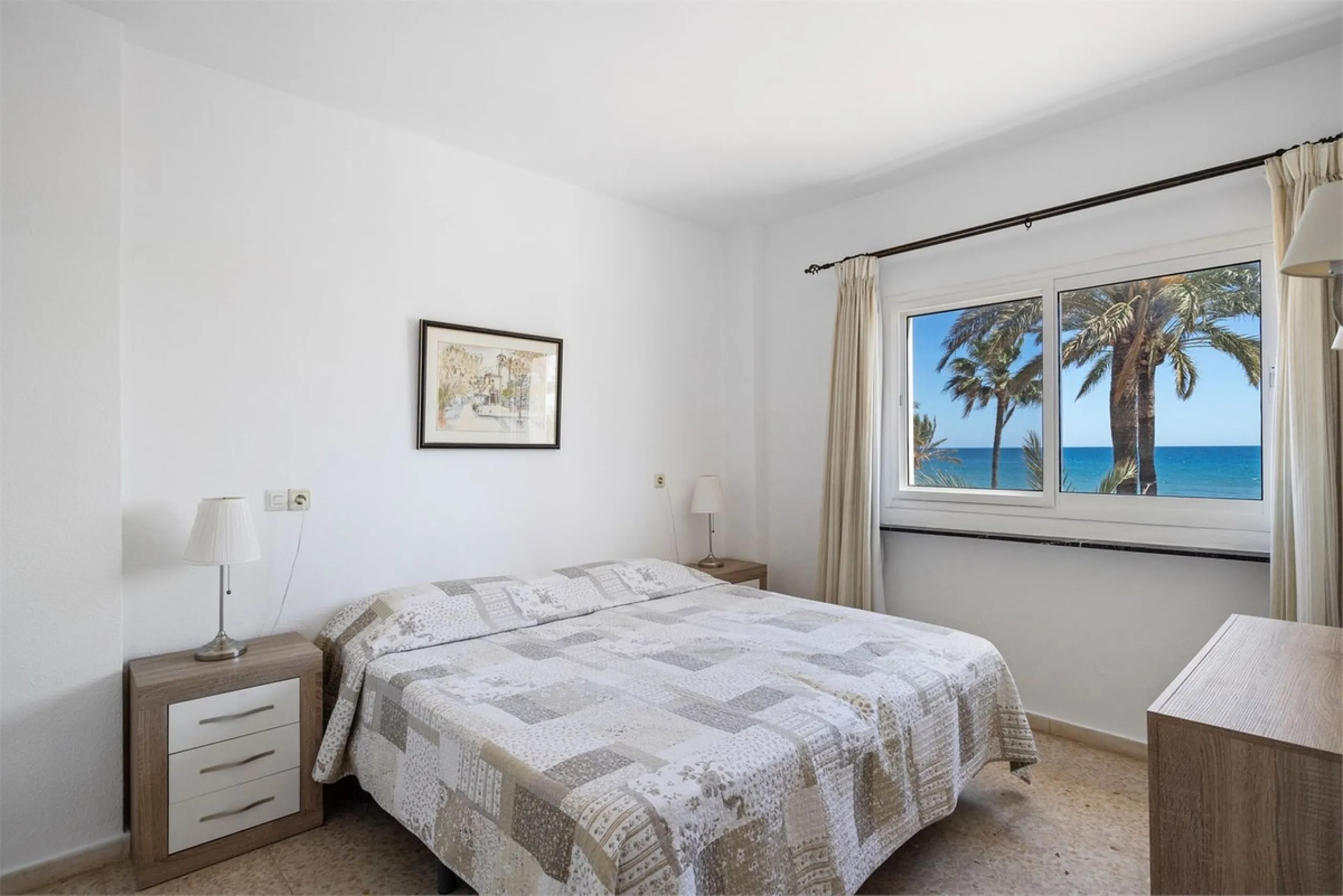 Apartment - Ground Floor Apartment в продаже в Fuengirola, Málaga. В доме 3 спален и 2 ванных комнат. Площадь дома 100 м²