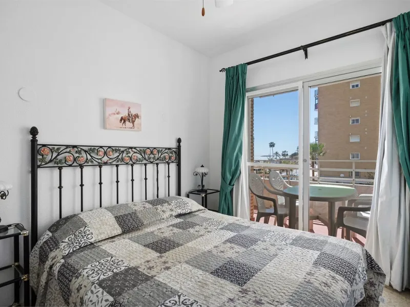 Apartment - Ground Floor Apartment в продаже в Fuengirola, Málaga. В доме 3 спален и 2 ванных комнат. Площадь дома 100 м²