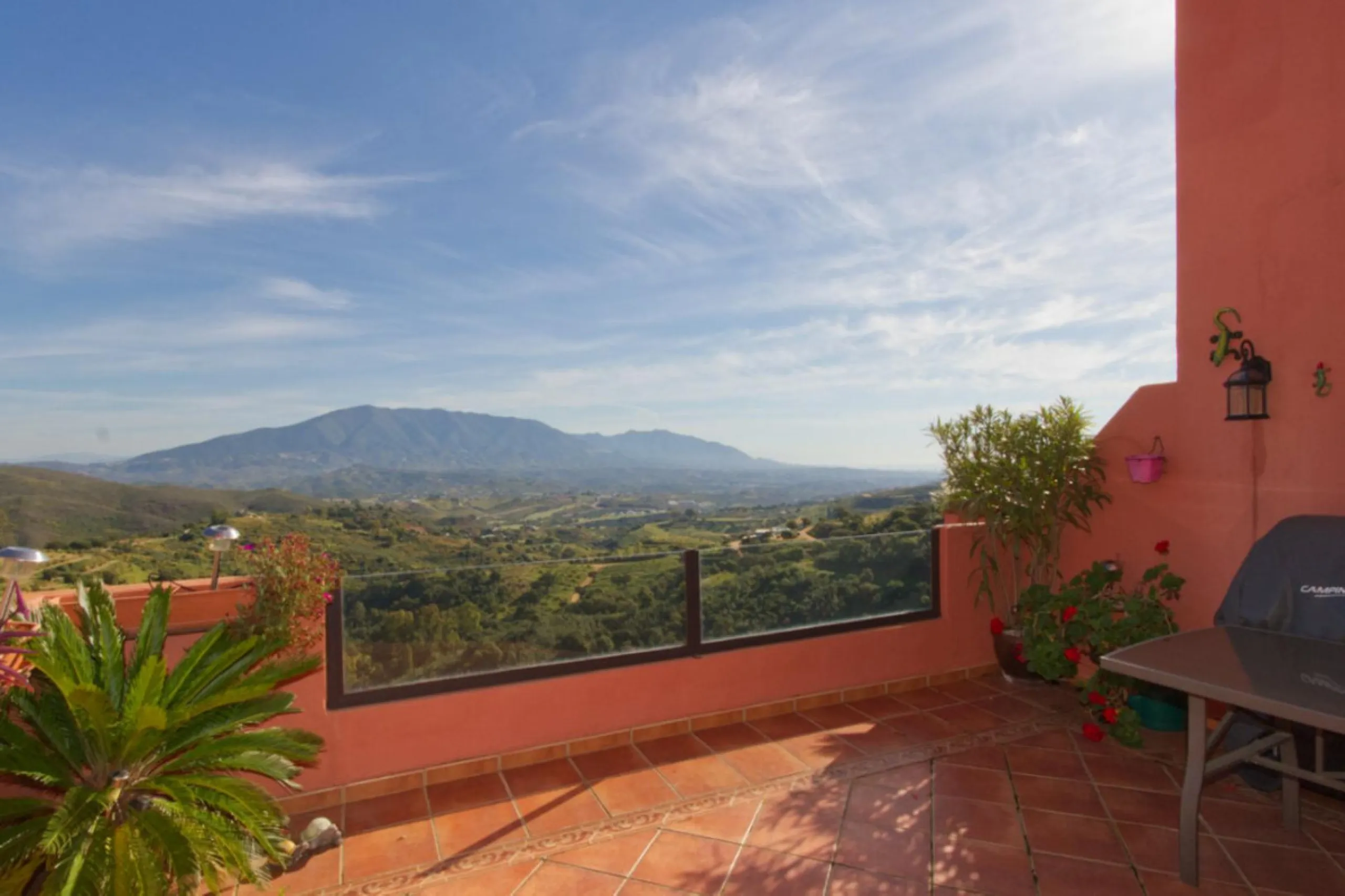 Very large two bedroom two bathroom apartment with the most amazing views Wow !