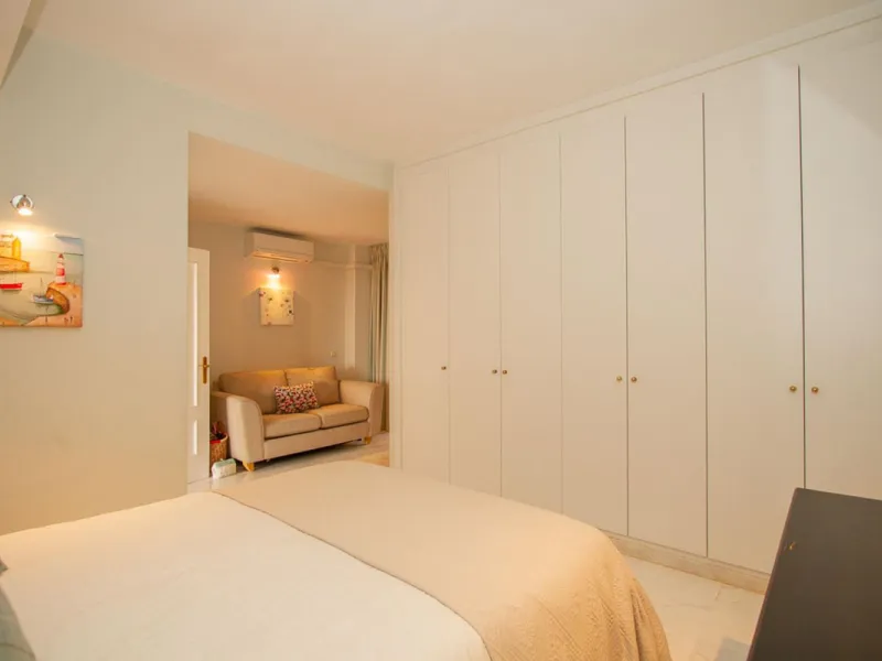 Very large two bedroom two bathroom apartment with the most amazing views Wow !