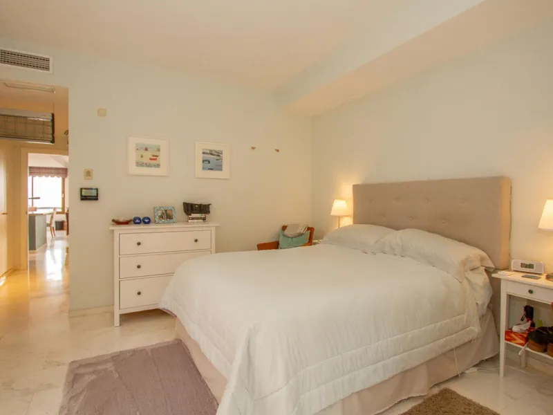 Very large two bedroom two bathroom apartment with the most amazing views Wow !
